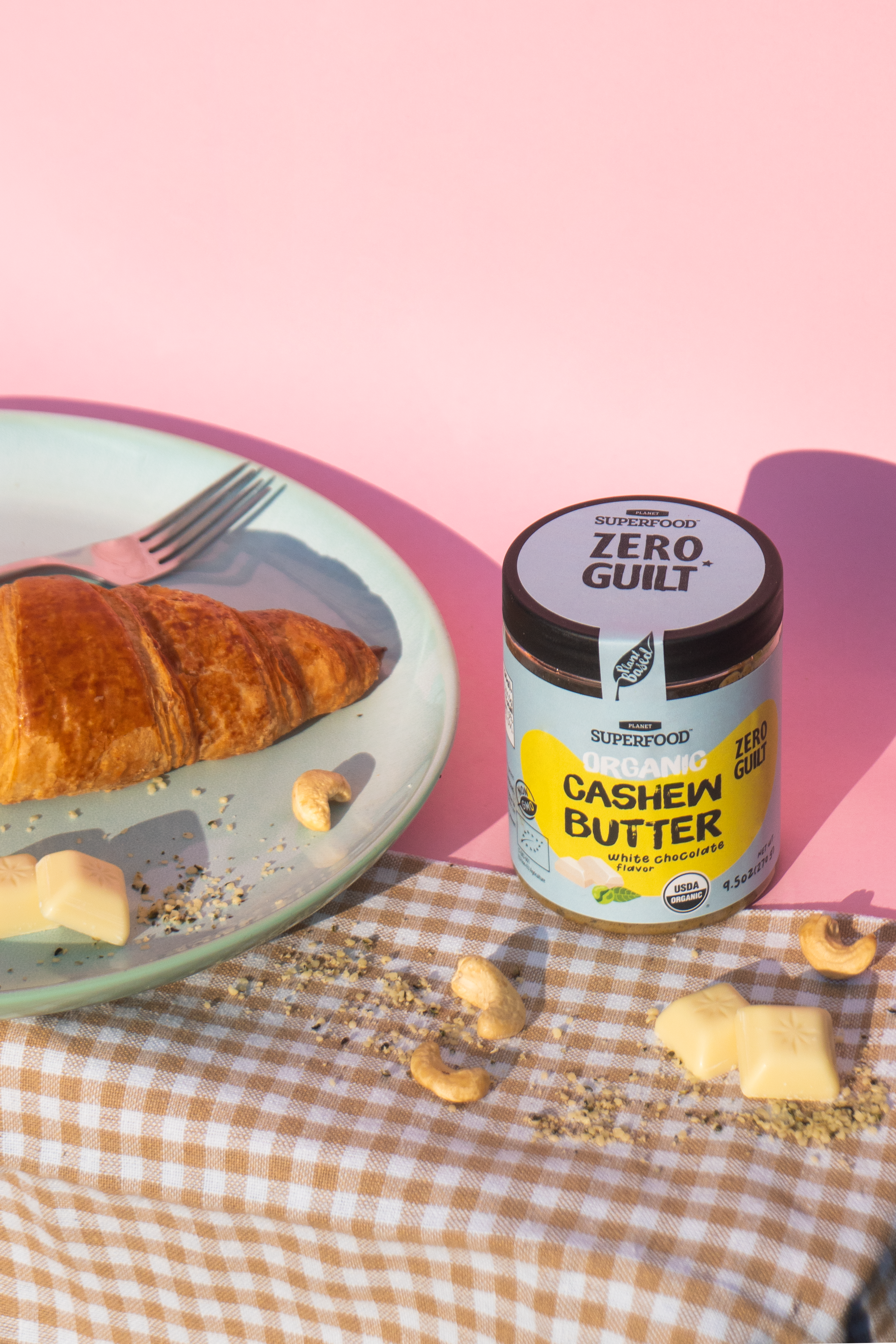 Bio-Cashewcreme mit weißem Schokoladengeschmack und grünen Kaffeebohnen „Zero Guilt“